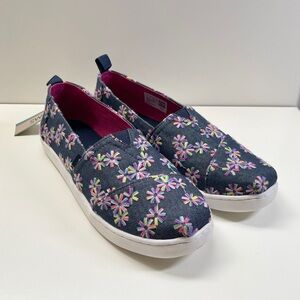 TOMS Navy Embroidered Floral Apargata